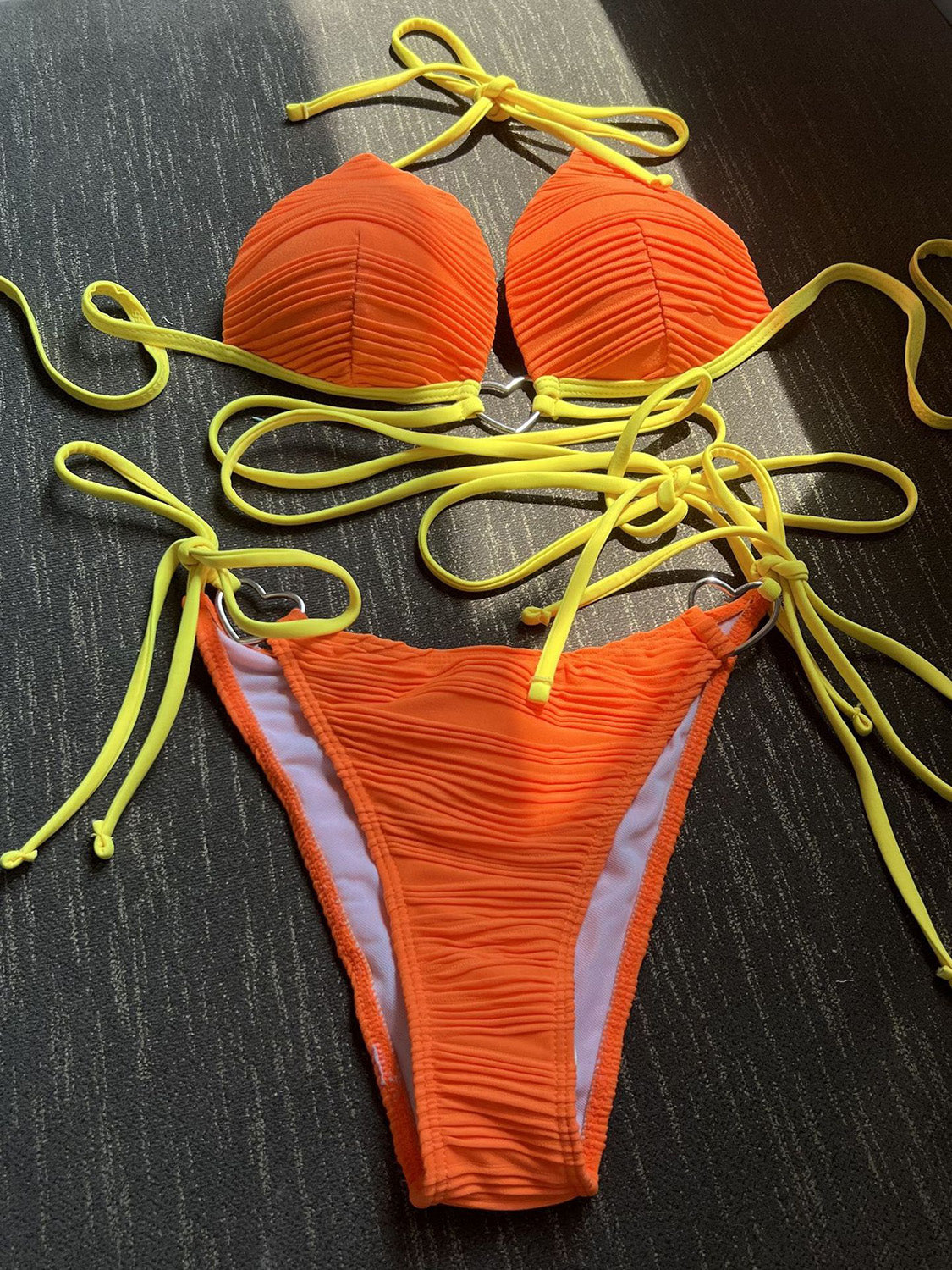 Contrast Halter Neck Two-Piece Bikini Set